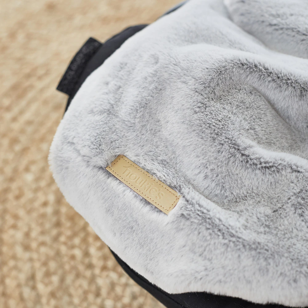 Nid D'ange Gris Clair Fausse Fourrure 8 Nid D'ange Gris Clair Fausse Fourrure – Image 6