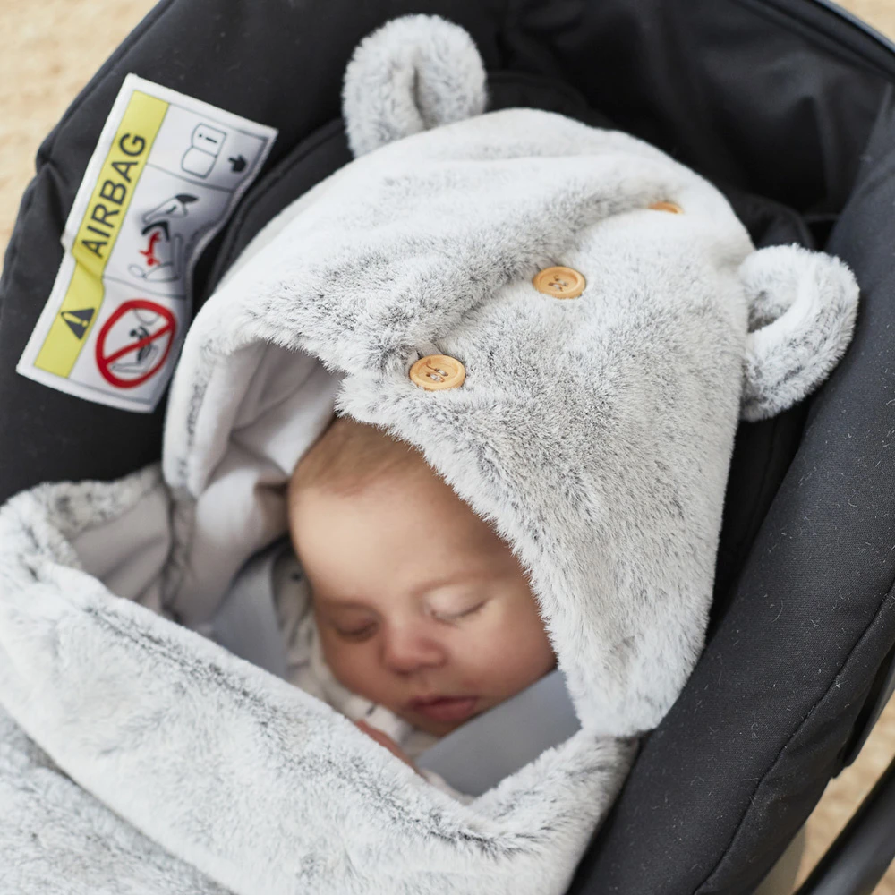 Nid D'ange Gris Clair Fausse Fourrure 9 Nid D'ange Gris Clair Fausse Fourrure – Image 7