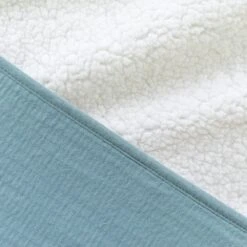 Poncho Pour Siège Auto Teddy Et Gaze De Coton Cadum Wonder 10 Poncho Pour Siège Auto Teddy Et Gaze De Coton Cadum Wonder -Produits Pour Bébé ay040504760 3