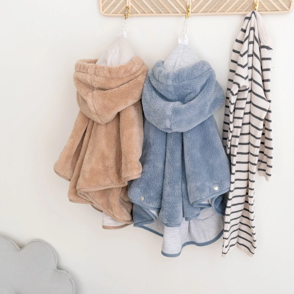 Poncho Pour Siège Auto Teddy Et Gaze De Coton Cadum Bleu Stone 5 Poncho Pour Siège Auto Teddy Et Gaze De Coton Cadum Bleu Stone – Image 3