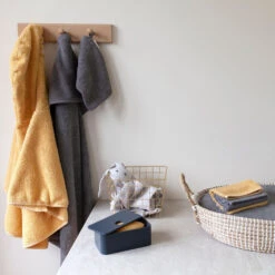 Poncho De Bain éponge Golden 7 Poncho De Bain éponge Golden -Produits Pour Bébé ay096004081 1