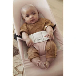 Babybjorn Transat Bébé Balance Soft Coton Et Jersey Rose Clair Et Gris Cadre Noir 9 Babybjorn Transat Bébé Balance Soft Coton Et Jersey Rose Clair Et Gris Cadre Noir -Produits Pour Bébé bj062350892 2