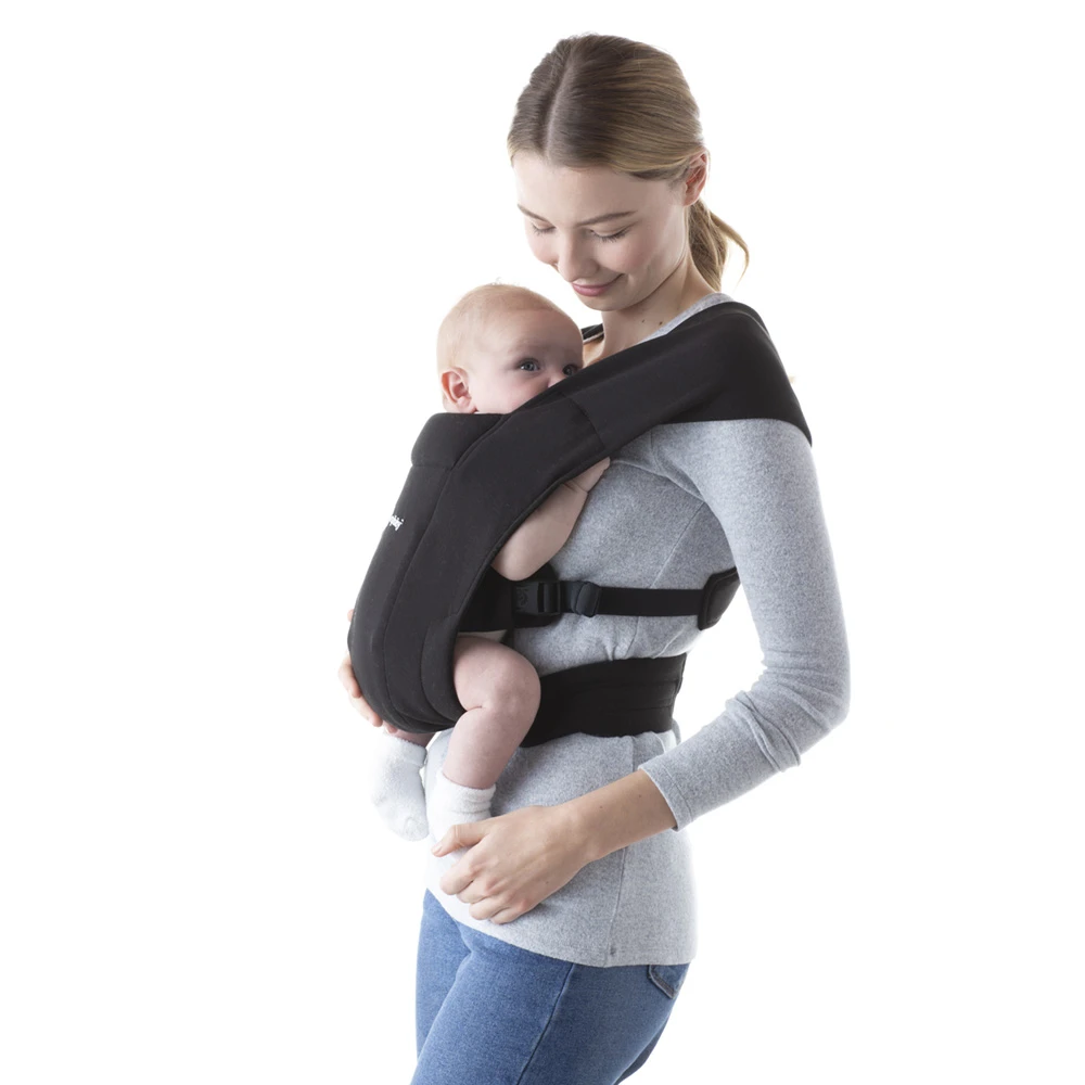 Ergobaby Porte-bébé Embrace Noir Intense 4 Ergobaby Porte-bébé Embrace Noir Intense – Image 2