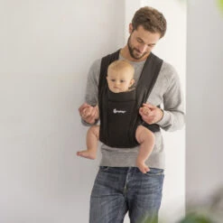 Ergobaby Porte-bébé Embrace Noir Intense 35 Ergobaby Porte-bébé Embrace Noir Intense -Produits Pour Bébé er046100005 13