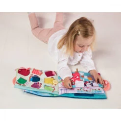 Lilliputiens Livre D'activités Le Loup Et Les 7 Chevreaux -Produits Pour Bébé li084217592 2