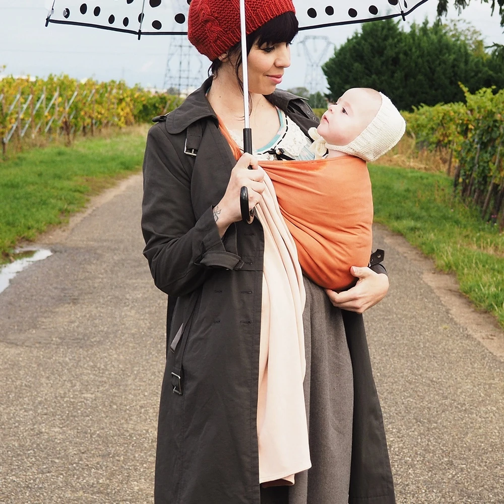 Echarpe De Portage Sans Nœud - Nude, Caramel (réversible) 4 Echarpe De Portage Sans Nœud - Nude, Caramel (réversible) – Image 2