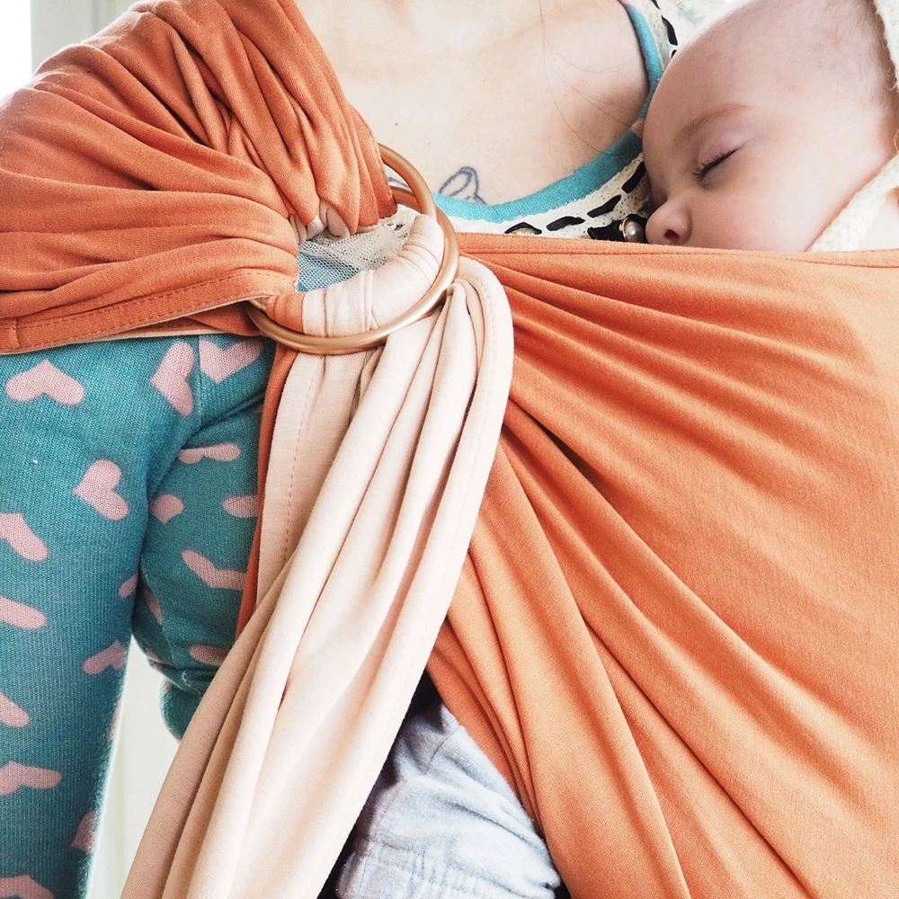 Echarpe De Portage Sans Nœud - Nude, Caramel (réversible) 12 Echarpe De Portage Sans Nœud - Nude, Caramel (réversible) – Image 10